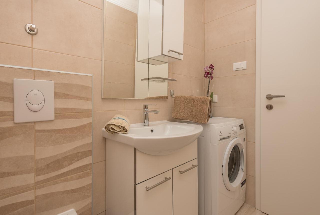 Apartman Pinto Макарська Екстер'єр фото