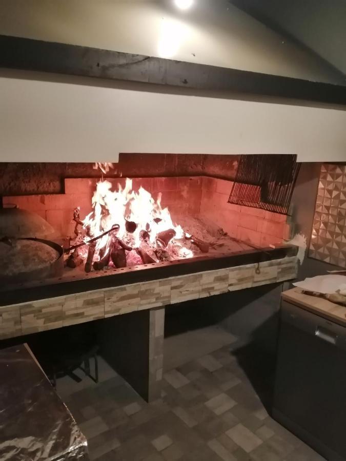 Apartman Pinto Макарська Екстер'єр фото